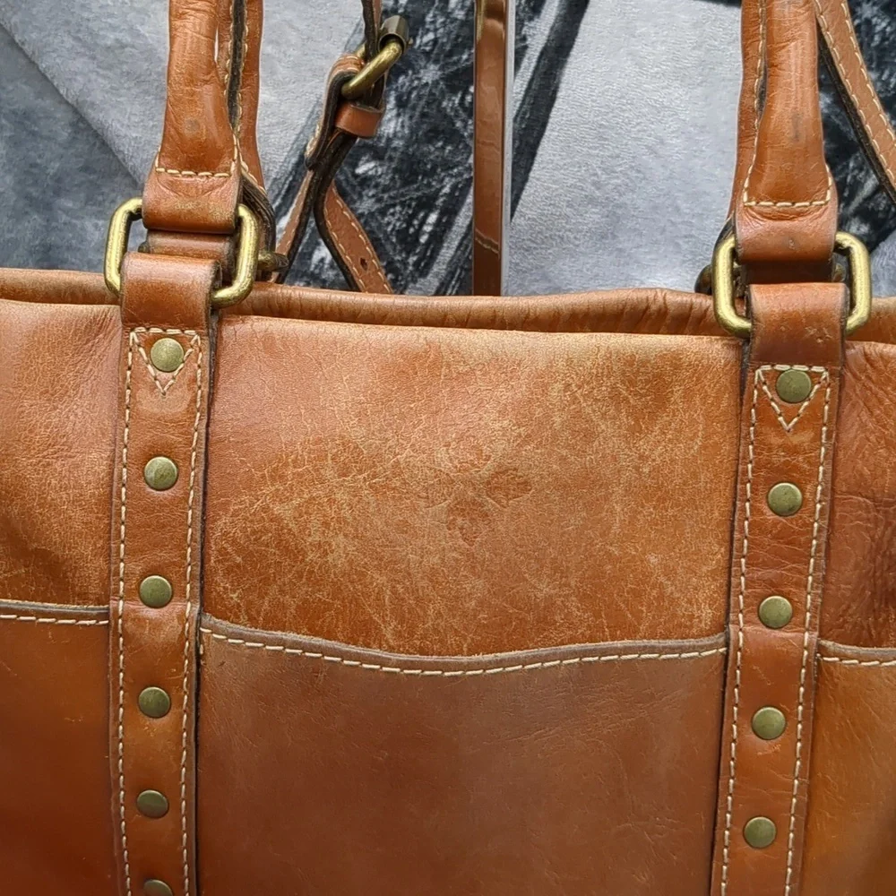 Carducci pocket Tote